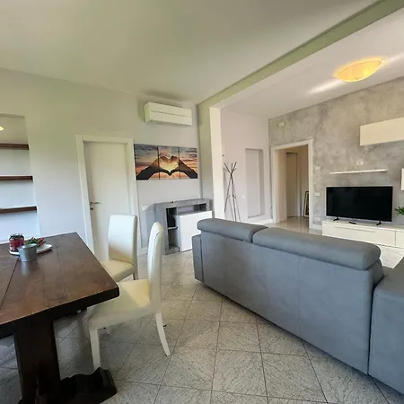 Forato Appartament Marina di Pietrasanta